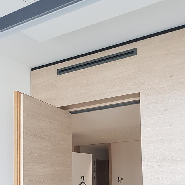 Lijnrooster aluminium met 4 instelbare patroonbladen – 1250 mm – RAL 9010